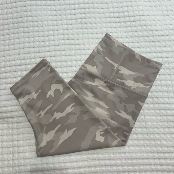 Athleta Elation Camo Crop Leggings - Picture 3 of 12